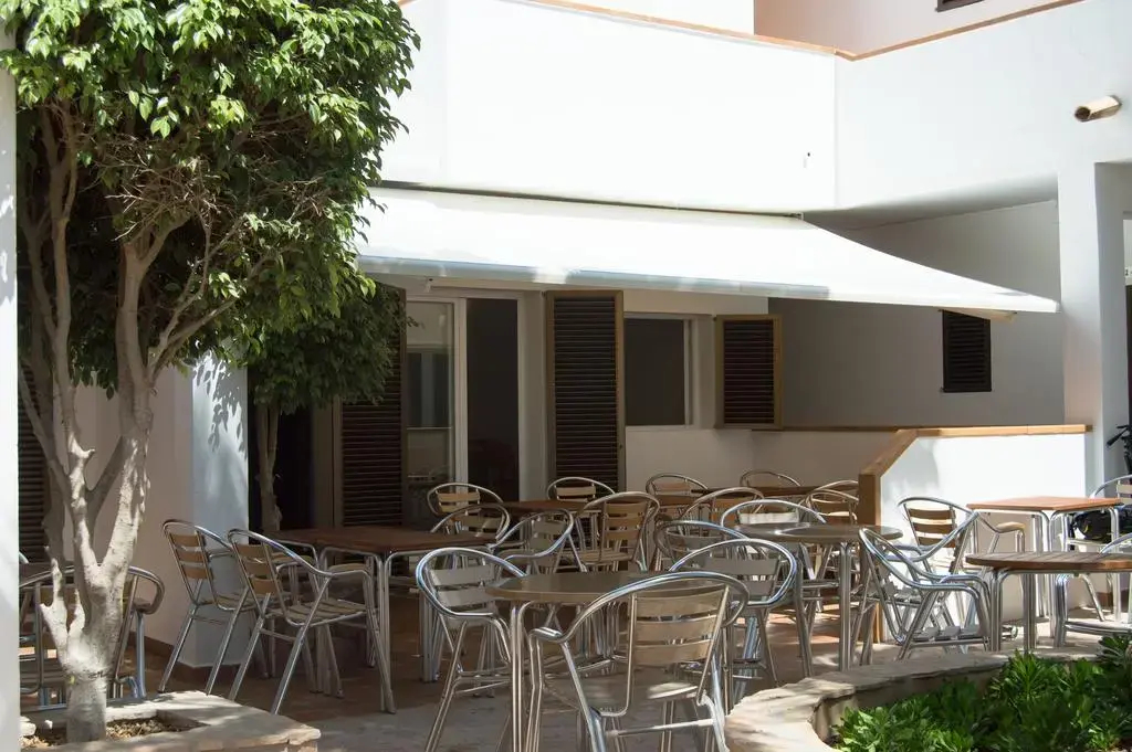 Imagen de Hostal Sol i Mar (22 de 22)