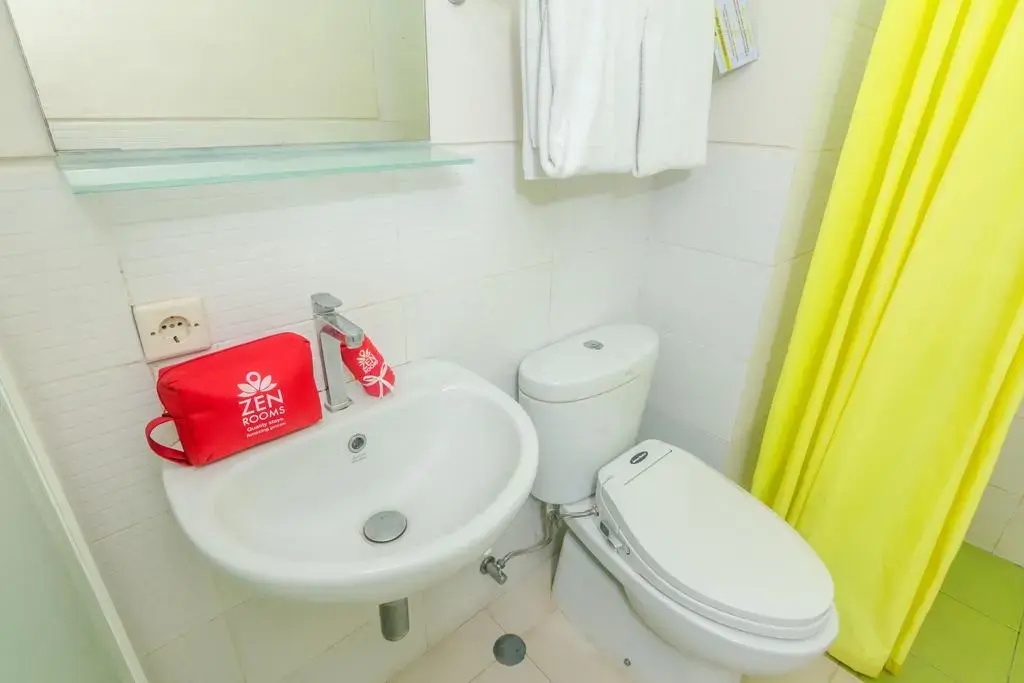 ZenRooms Denpasar Gunung Soputan