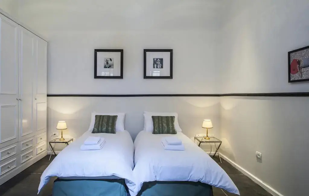 Designer TownHouse Neve Tzedek HolyGuest
