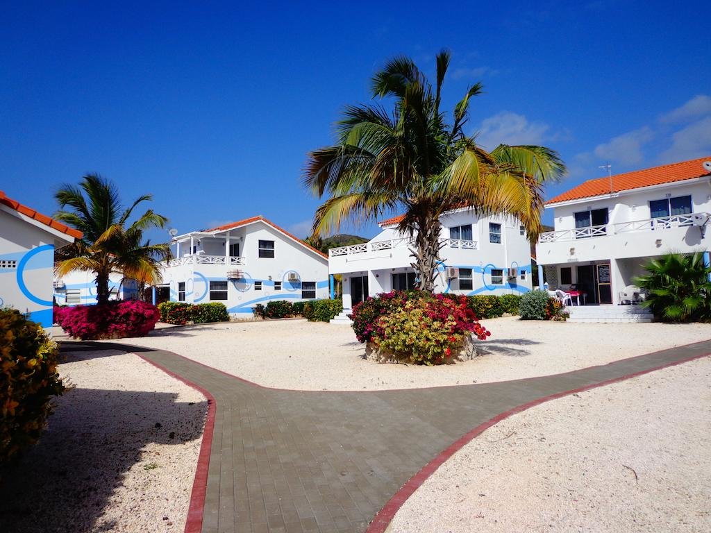 Отель Marazul Dive Resort, Сен-Мари - бронирование через ВашОтель.RU.
