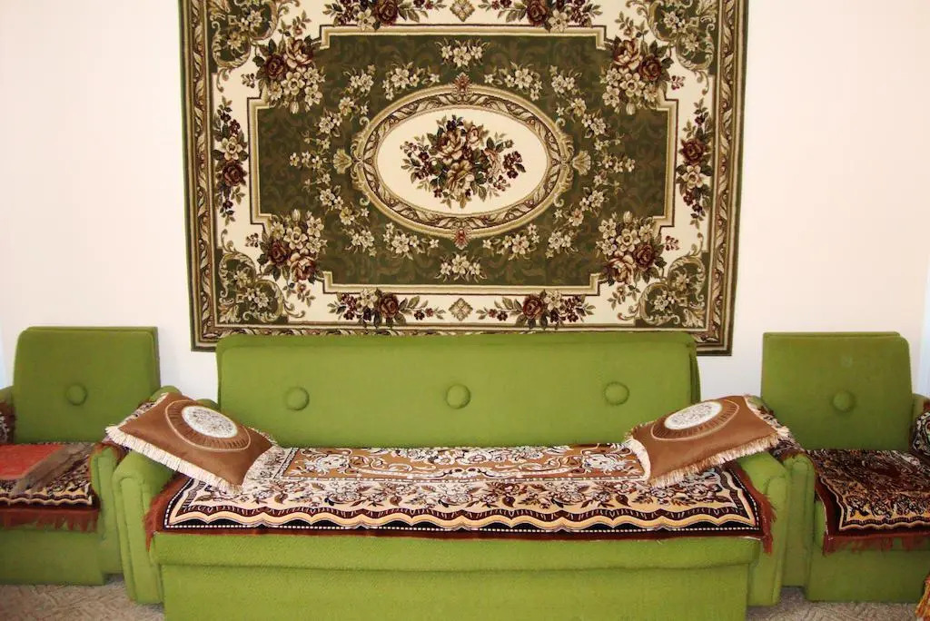 Esfane Guest House