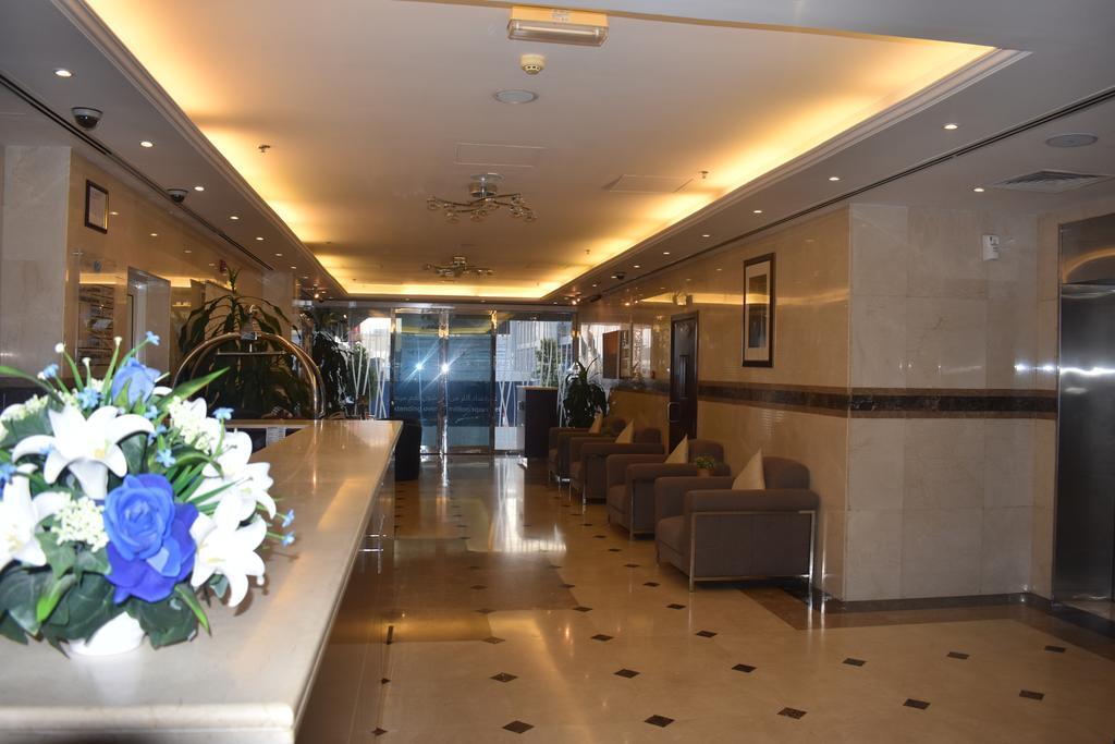 Pearl marina hotel dubai. Pearl Marina Hotel Apartments Apartment.