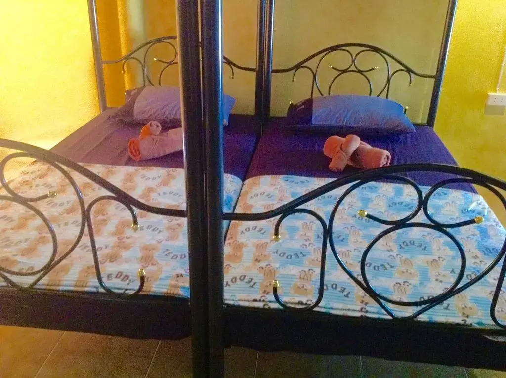 Universal Hostel