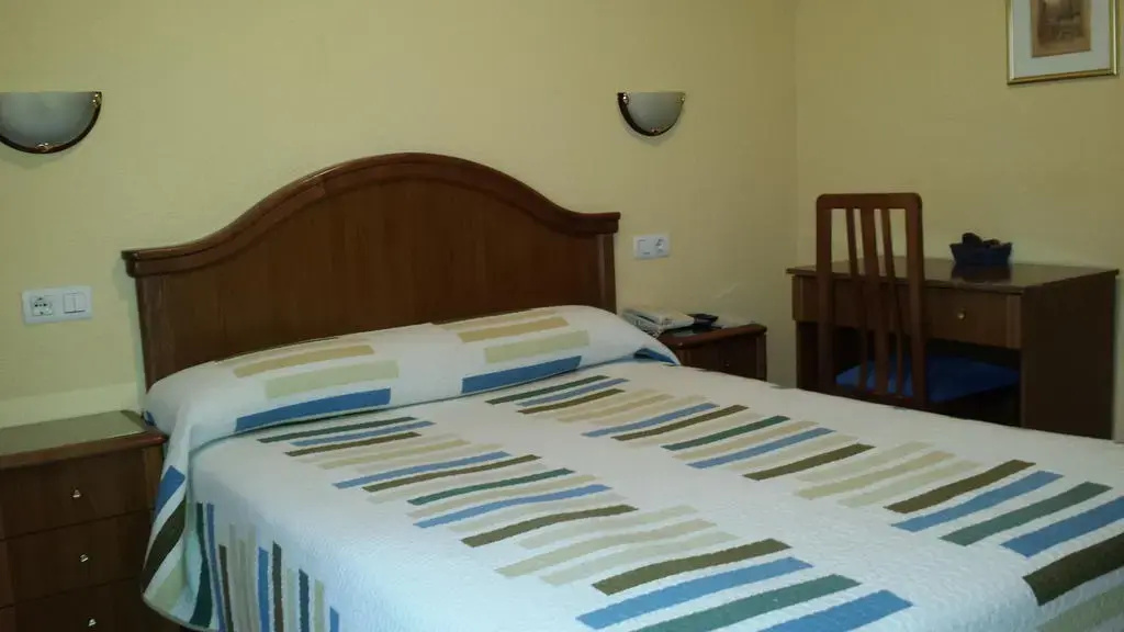 Imagen de Hostal Guzmán El Bueno (16 de 19)