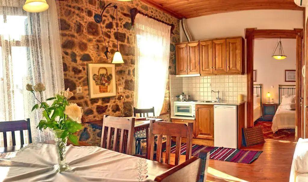 Ouzo Traditional House with private pool