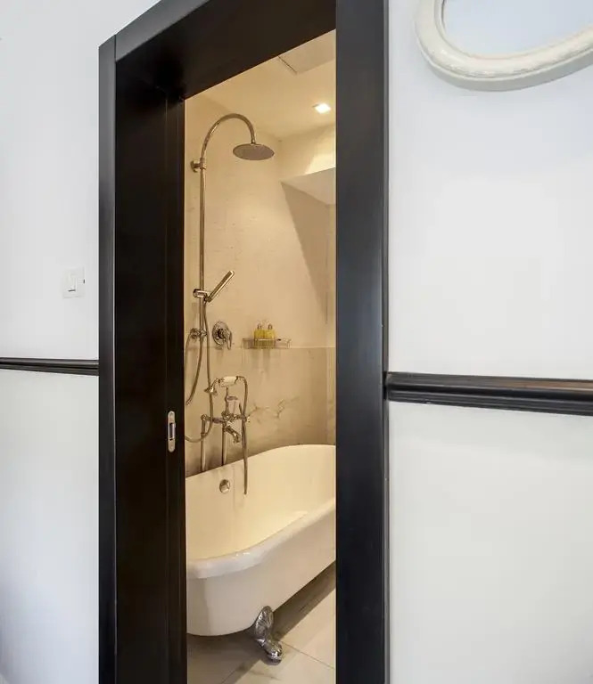 Designer TownHouse Neve Tzedek HolyGuest