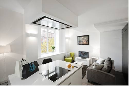 Apple Apartments The Strand