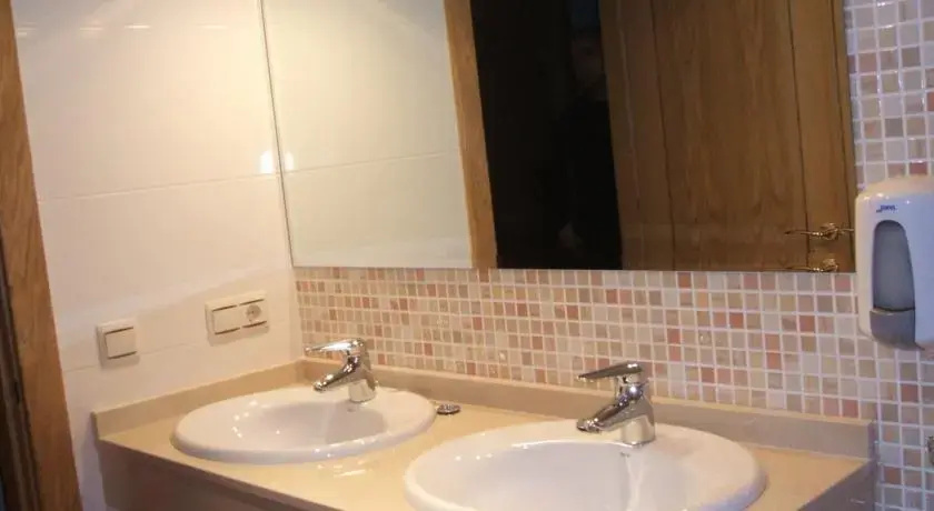 Imagen de Hostal Los Villares (4 de 6)