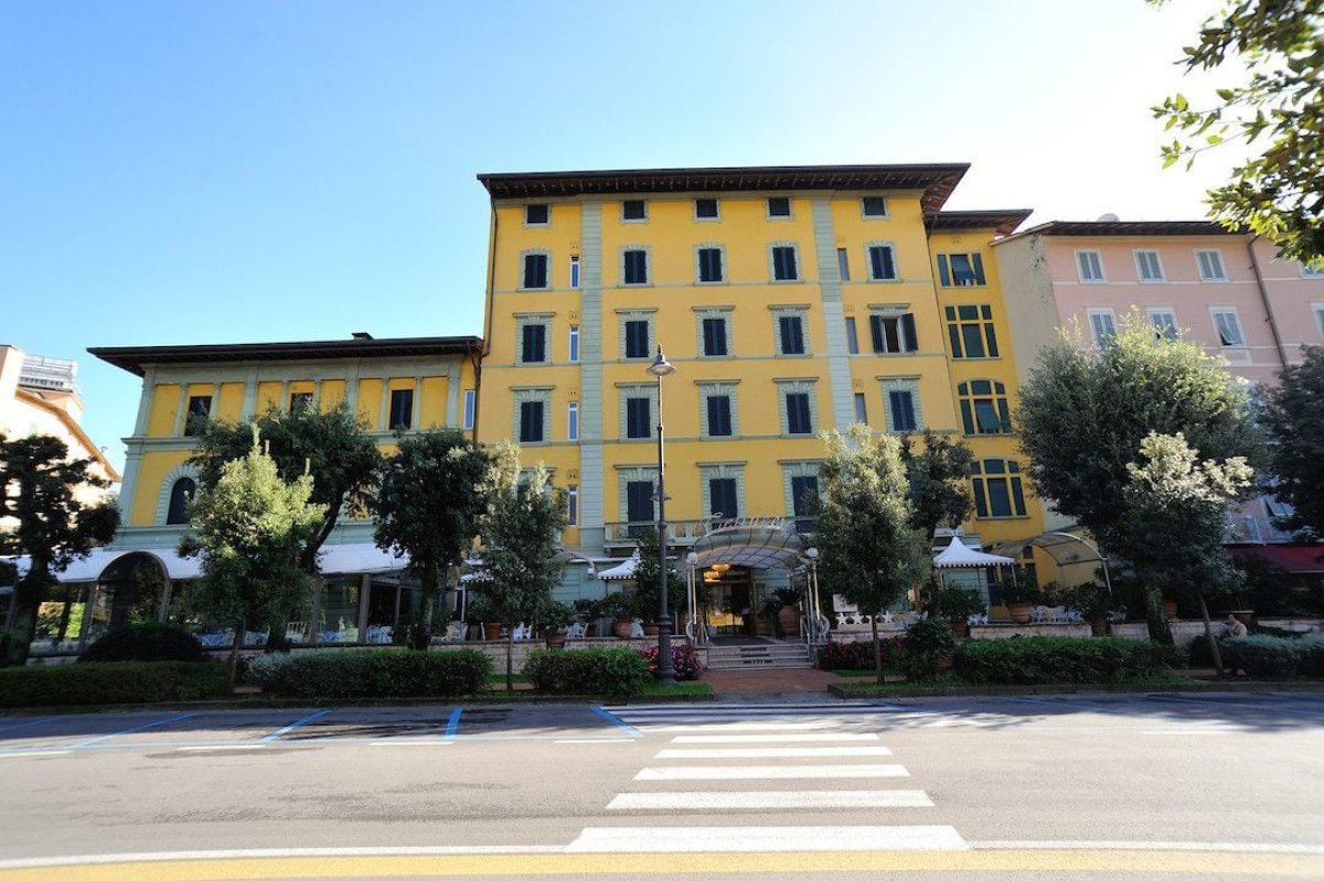 Grand Hotel Tettuccio In Montecatini Terme Italy From 59 Photos Reviews Zenhotels Com