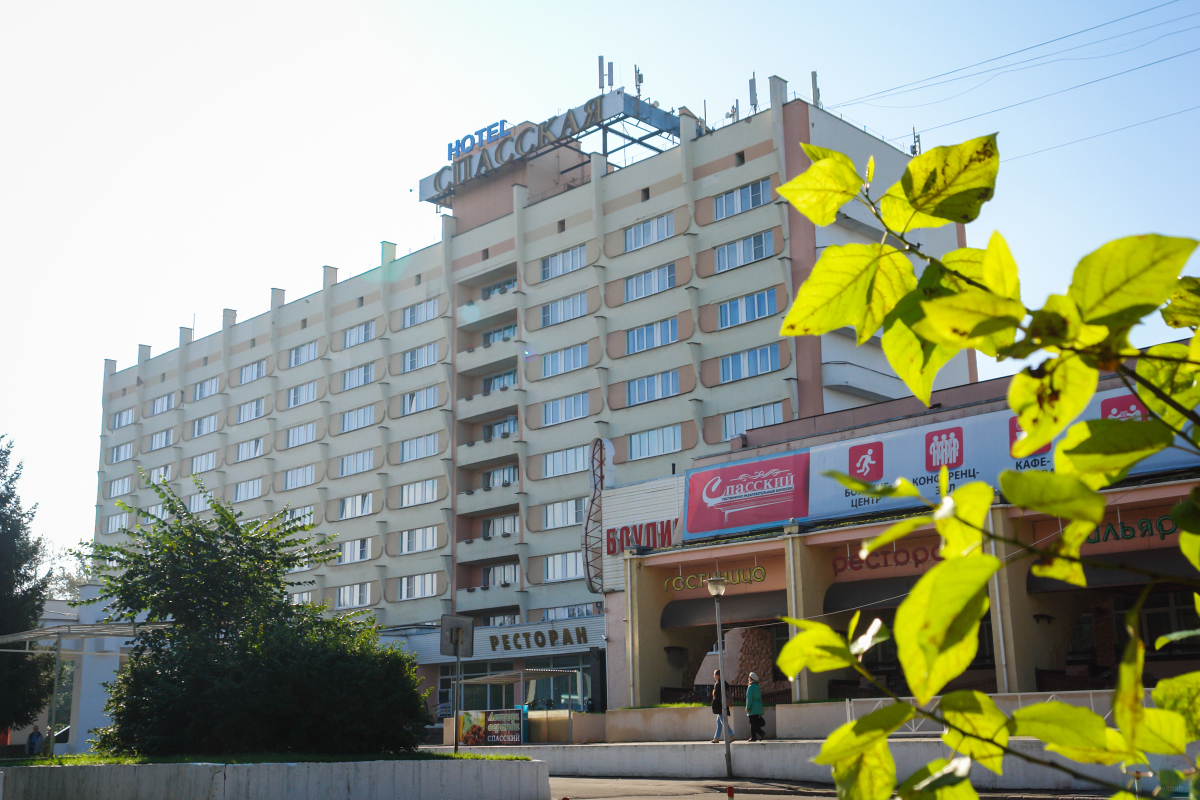 Гостиница вологда. Hotel Вологда. Гостиница Октябрьская город Вологда. Гостиницы в Вологде в центре города.