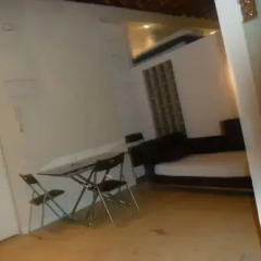 Отель Apartamentos del Prado Мадрид балкон