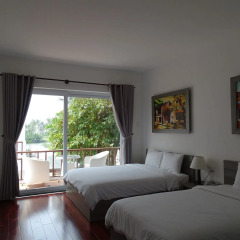 Отель Ylang Garden Villa сейф в номере