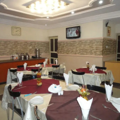 Отель SDM Tavern and Suites питание фото 2