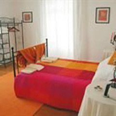 Отель Roses Village Bed And Breakfast комната для гостей