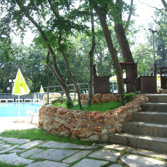 Апартаменты Aquamarine Apartments бассейн