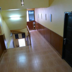 Апартаменты Metro Apartments интерьер отеля