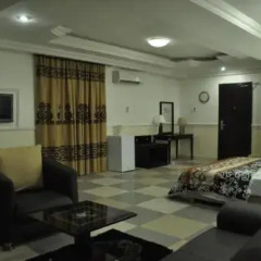 Randekhi Royal Hotel - Gold Wing комната для гостей фото 2