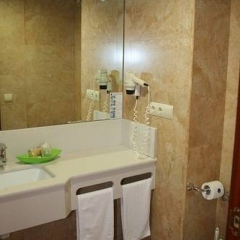Отель Bungalows Galetamar ванная фото 2