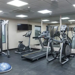 Отель Candlewood Suites Queretaro Juriquilla фитнесс-зал фото 3