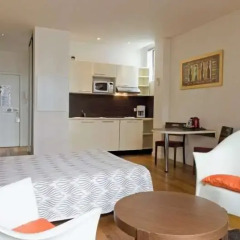 Отель Residhotel Impérial Rennequin в номере