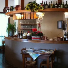 Отель Agriturismo La Montina Понти-суль-Минчо гостиничный бар