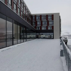 Отель Thon Hotel Kirkenes Норвегия, Киркенес - 1 отзыв об отеле, цены и фото номеров - забронировать отель Thon Hotel Kirkenes онлайн балкон
