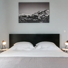 Апартаменты Syntagma Square Apartments by Livin Urbban Афины сейф в номере