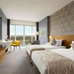 Отель Ramada Plaza Istanbul Asia Airport комната для гостей фото 3