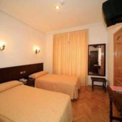 Отель Hostal Odesa комната для гостей