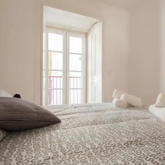 Отель Alfama Best Terrace & View Gonzalos Home комната для гостей