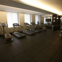 Beekman Tower Hotel фитнесс-зал