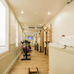 Hotel Park Lane Paris фитнесс-зал