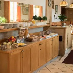 Hotel Gasthof Soller Исманинг питание