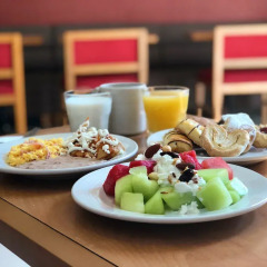 Отель Hampton Inn by Hilton/ GuadalajaraExpo в номере фото 2