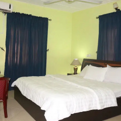 Ann's Haven Hotel & Suites комната для гостей фото 5