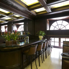 Hera Hotel гостиничный бар