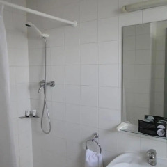 Отель Hostal Lami ванная