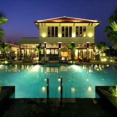 Отель Hoi An Beach Resort
