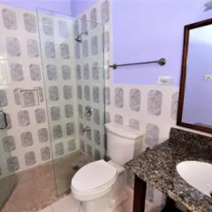 Отель Thomas House Nine Bedroom Villa ванная