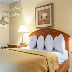 Отель Rodeway Inn - Niagara Falls США, Ниагара-Фолс - отзывы, цены и фото номеров - забронировать отель Rodeway Inn - Niagara Falls онлайн комната для гостей фото 4