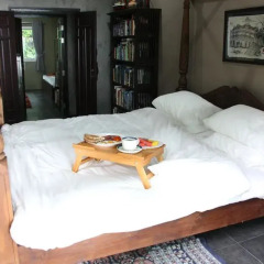 Отель The Other side Villas Ланта сейф в номере