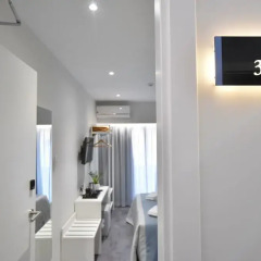 Отель My Charm Lisbon Suites интерьер отеля