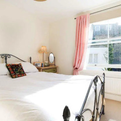 Отель Veeve Light And Open 2 Bed House Moore Park Road Fulham комната для гостей фото 2