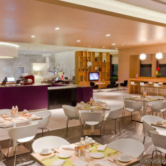 Отель Fiesta Inn Cancun Las Americas Мексика, Канкун - 1 отзыв об отеле, цены и фото номеров - забронировать отель Fiesta Inn Cancun Las Americas онлайн питание