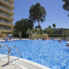 Отель Medplaya Hotel Calypso Испания, Салоу - отзывы, цены и фото номеров - забронировать отель Medplaya Hotel Calypso онлайн бассейн фото 2