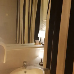 Отель Madeleine Budget Rooms Grand Place ванная фото 2