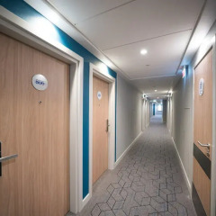 Гостиница Holiday Inn Express Moscow - Baumanskaya в Москве 1 отзыв об отеле, цены и фото номеров - забронировать гостиницу Holiday Inn Express Moscow - Baumanskaya онлайн Москва интерьер отеля фото 2