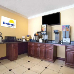 Отель Days Inn by Wyndham Washington DC/Gateway США, Вашингтон - отзывы, цены и фото номеров - забронировать отель Days Inn by Wyndham Washington DC/Gateway онлайн питание