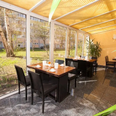Отель Centro Hotel Vier Jahreszeiten Германия, Лейпциг - 2 отзыва об отеле, цены и фото номеров - забронировать отель Centro Hotel Vier Jahreszeiten онлайн питание фото 2