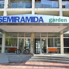Апартаменты Semiramida Garden Apartment Солнечный берег вид на фасад фото 2
